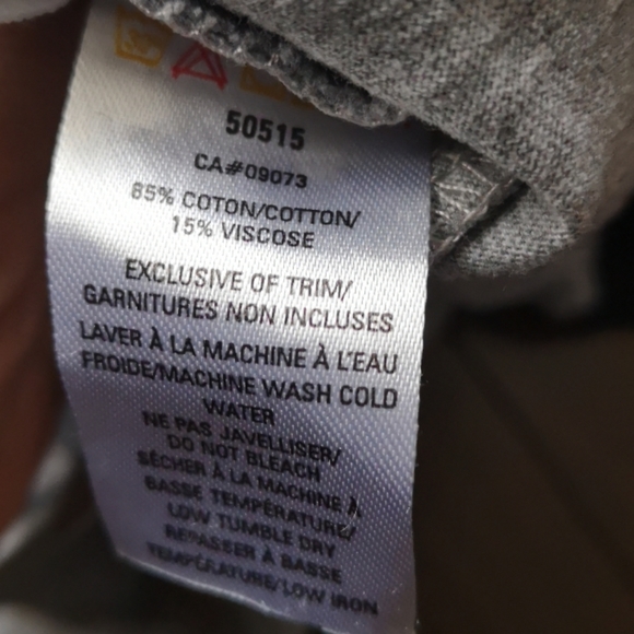 Black and grey long sleeve tee boys size 4 - Picture 3 of 3